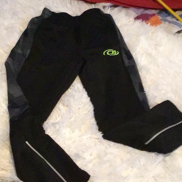 Boy’s pre worn good condition CB size 4T athletic joggers black reflective zip - Picture 7 of 12